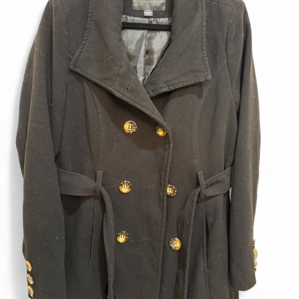 Forever21+ Women's Black Button Winter Cold Weather Heavy Coat w/Belt Detail